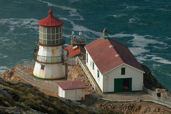 Lighthouse (1 of 1)